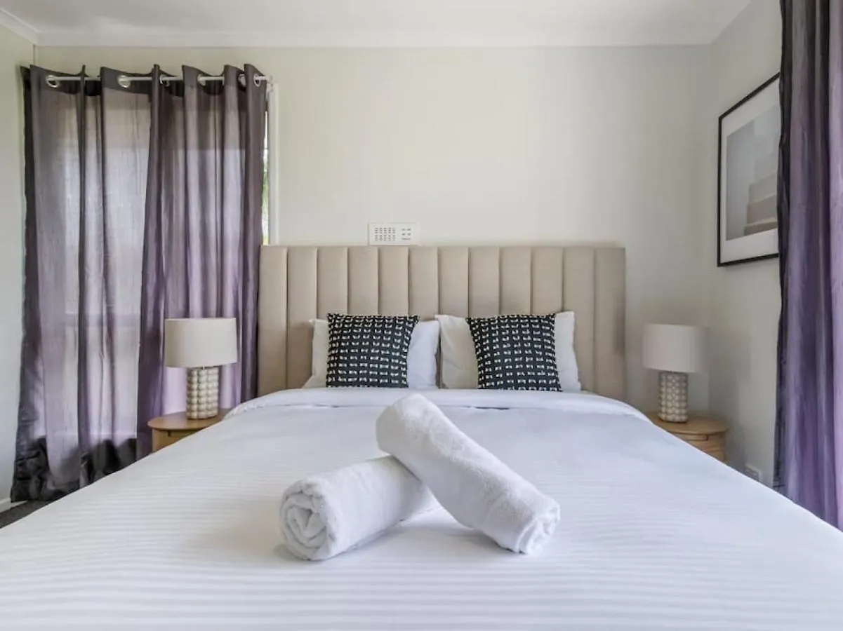 Luxury 5Br Retreat Family House With Pool In Gc Villa Gold Coast Holiday home
